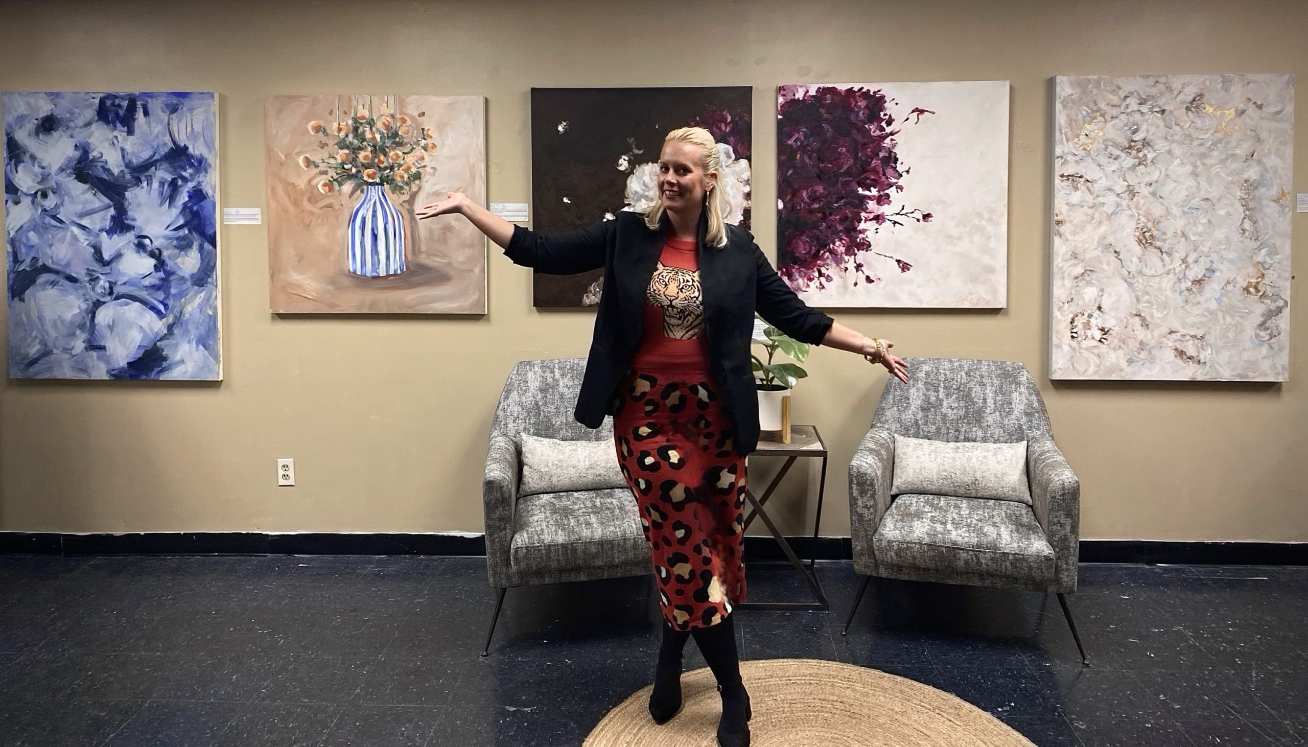 Painting Class with Gretchen: Expressionistic Florals - Image 5