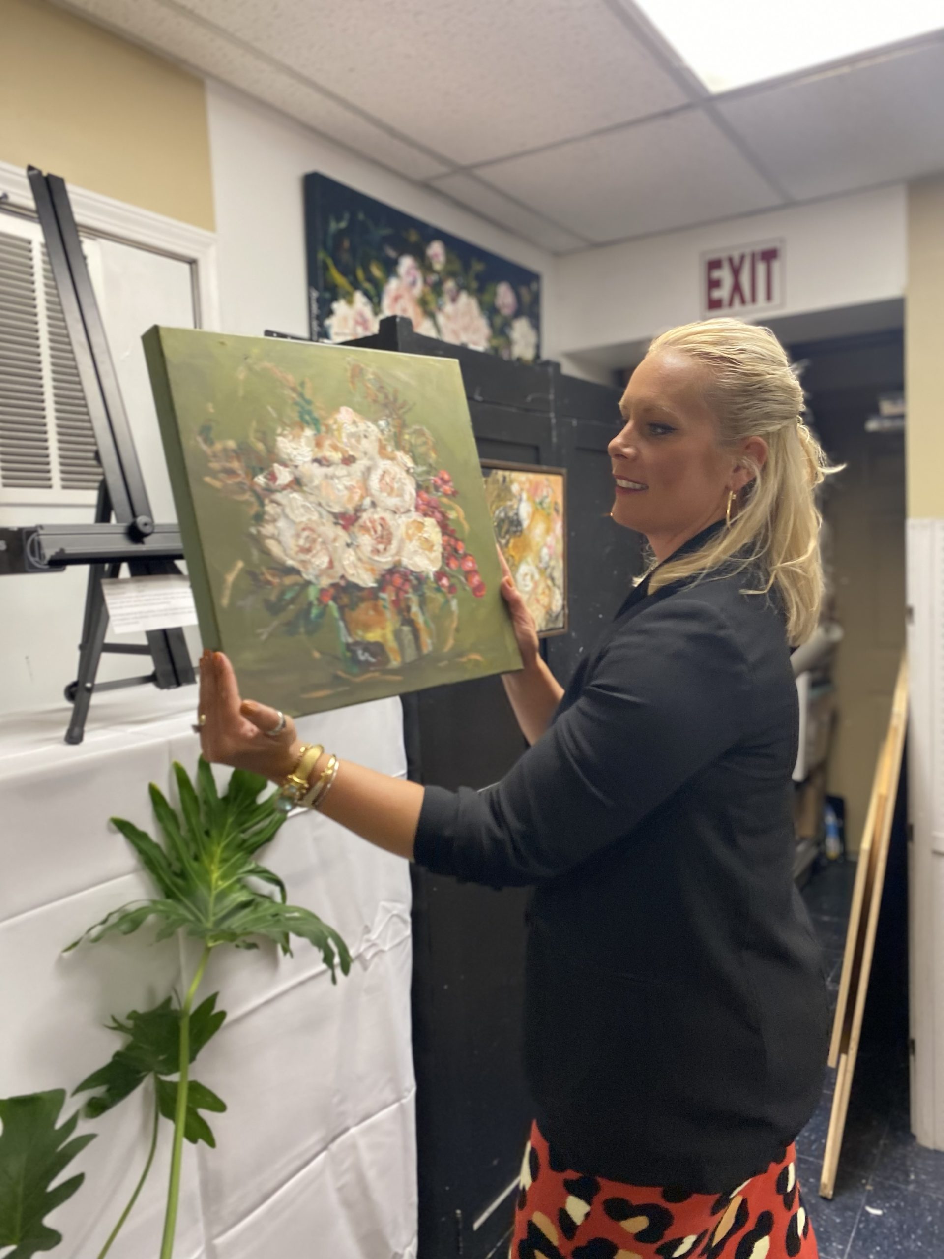 Painting Class with Gretchen: Expressionistic Florals - Image 6